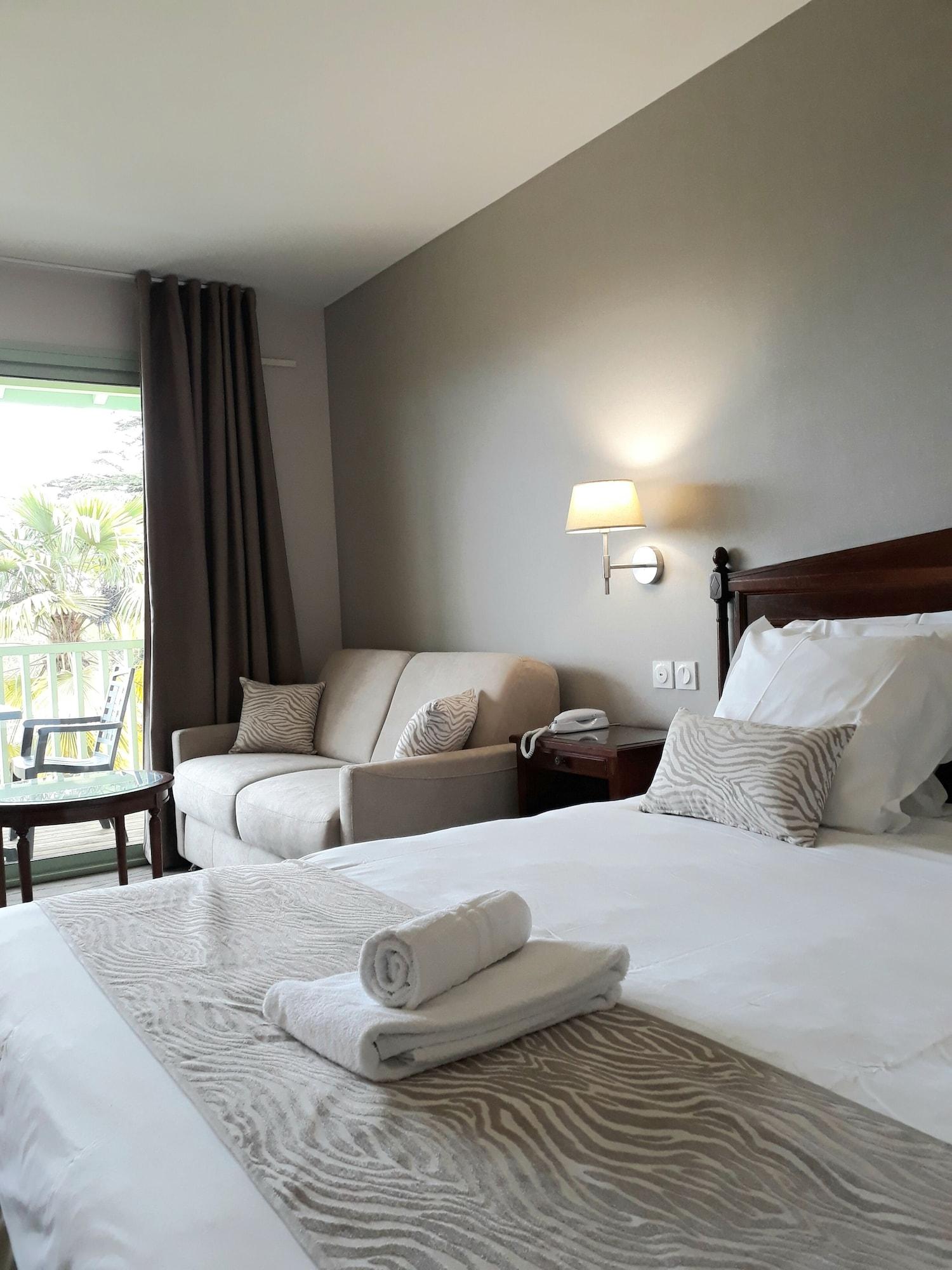 Logis Hotels- Hotel Et Restaurant Domaine De Fompeyre Bazas Eksteriør billede